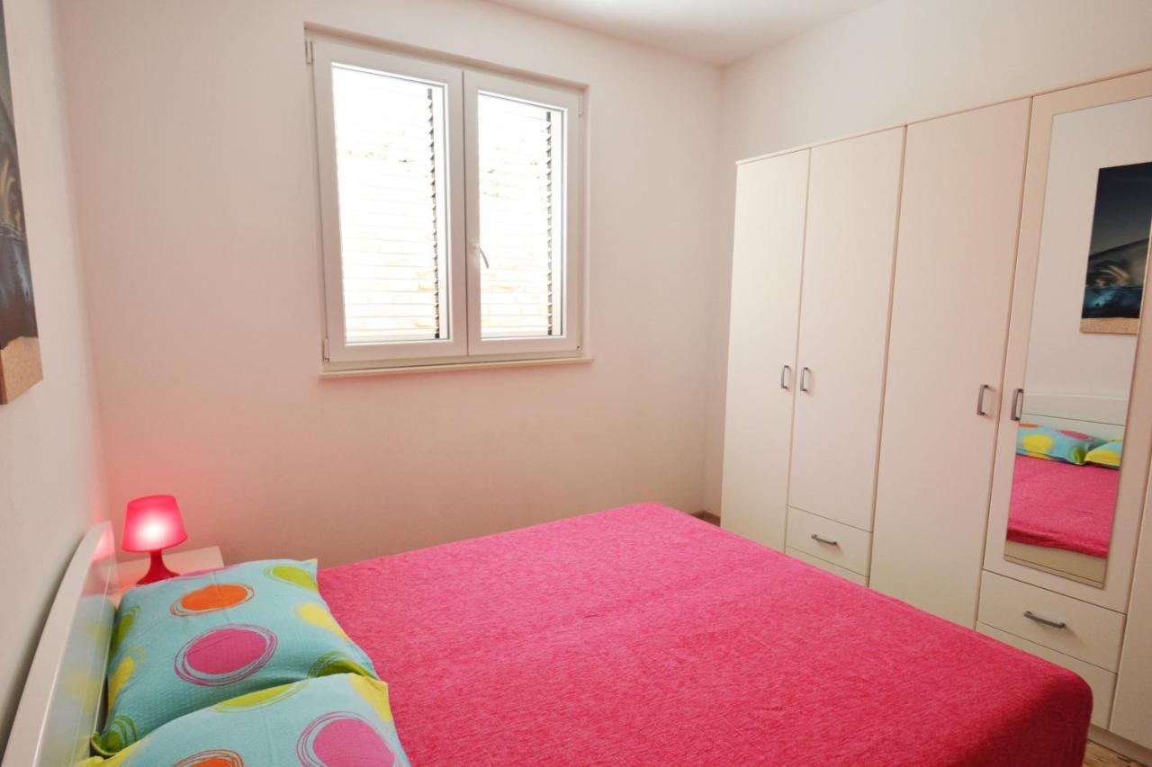 Apartments Barbati Kustići Eksteriør bilde