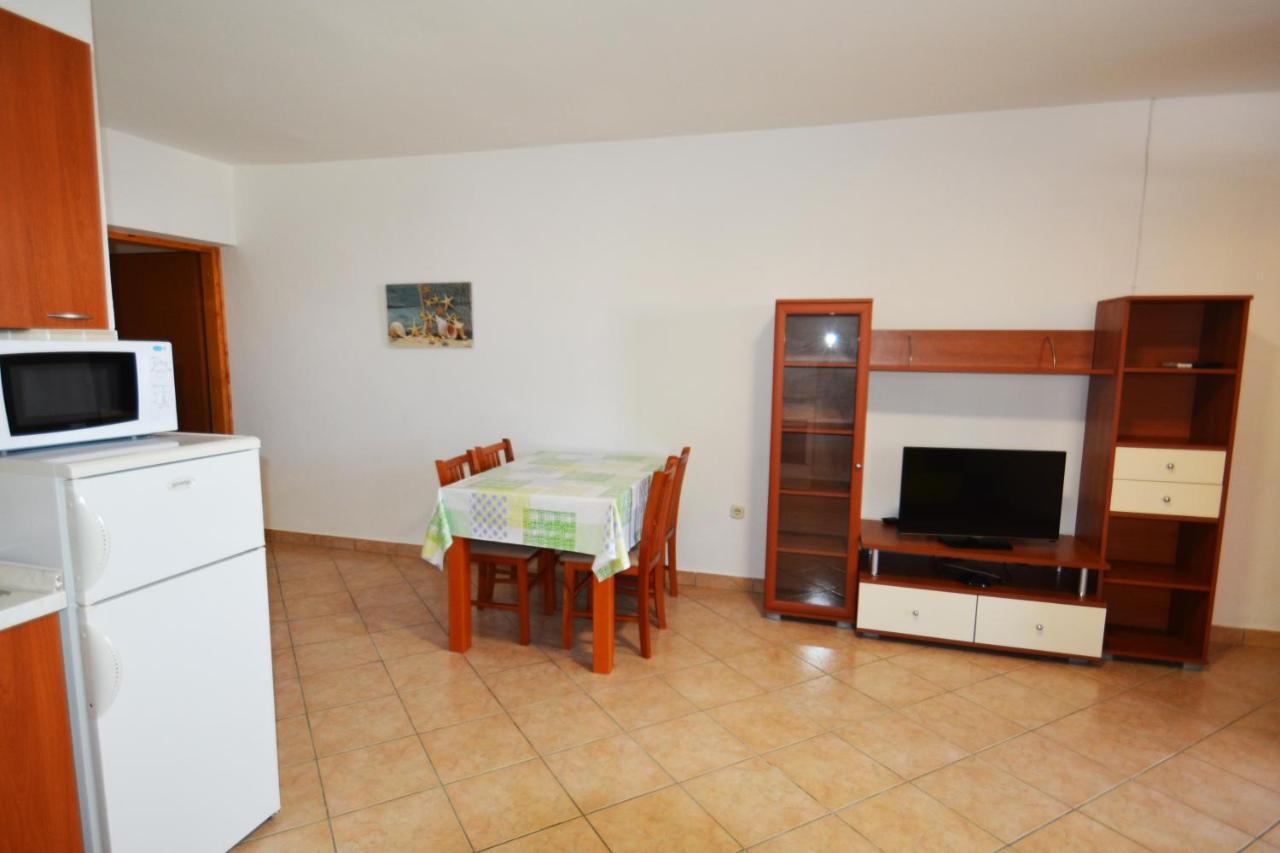 Apartments Barbati Kustići Eksteriør bilde