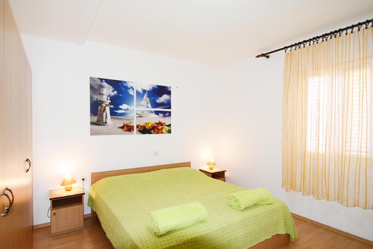 Apartments Barbati Kustići Eksteriør bilde