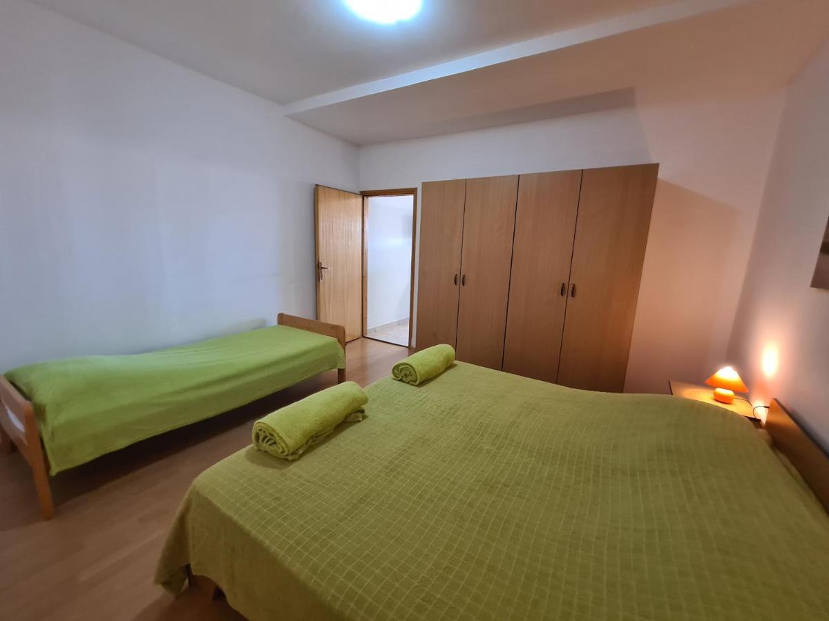 Apartments Barbati Kustići Eksteriør bilde