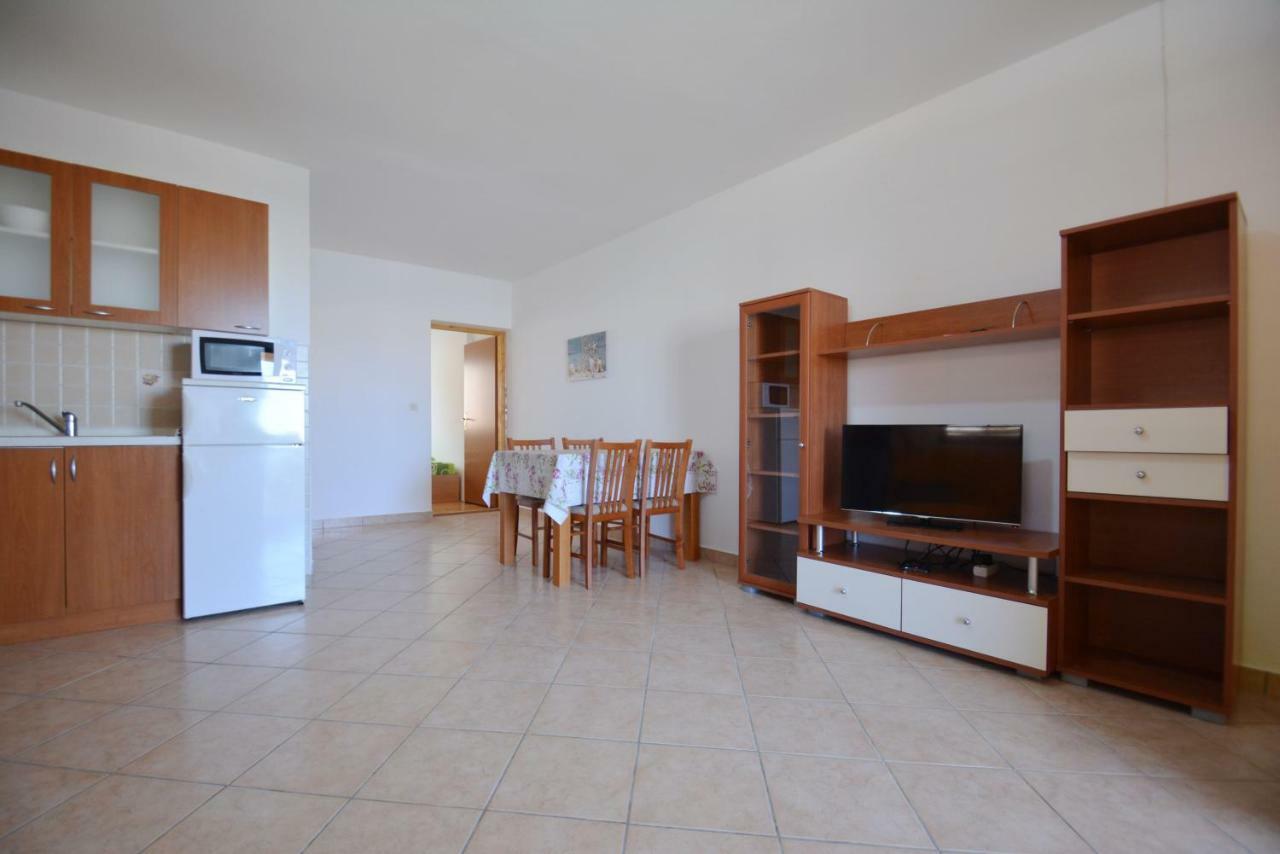 Apartments Barbati Kustići Eksteriør bilde