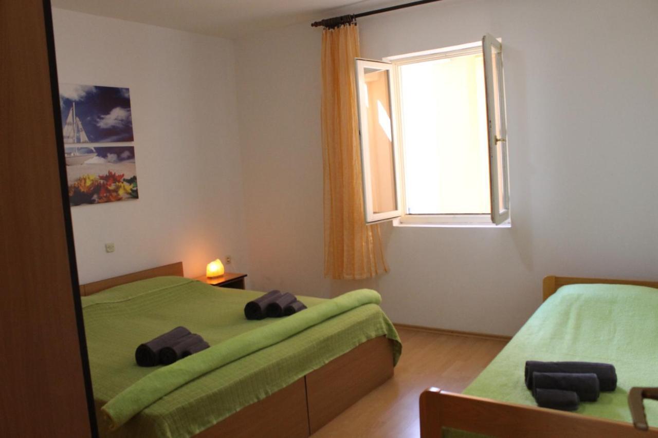 Apartments Barbati Kustići Eksteriør bilde